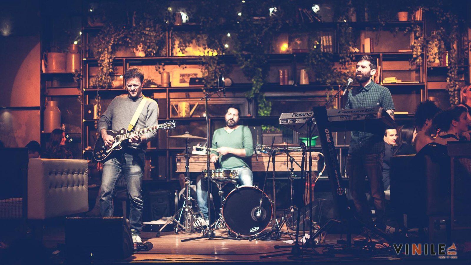 Locandina di una serata al Vinile