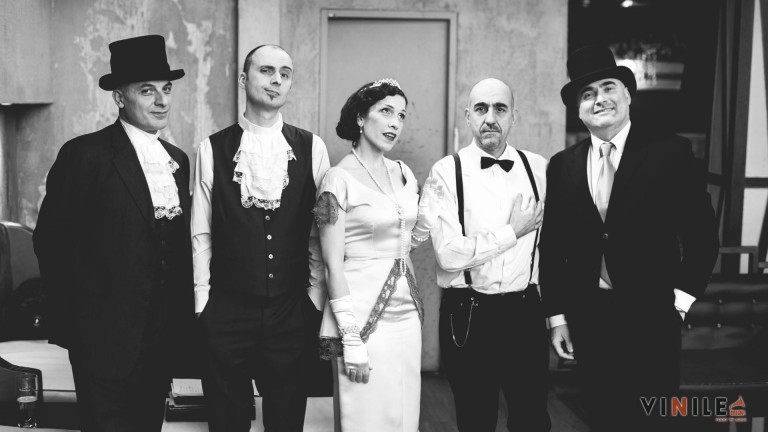 Royal Swingers